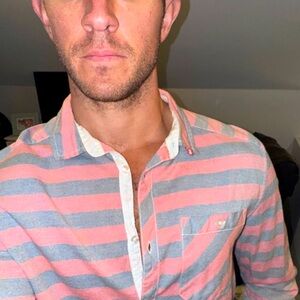 H and M mens pink blue button down